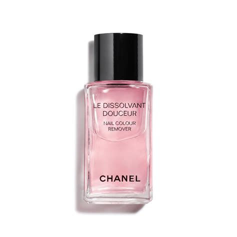 chanel camelia base coat.